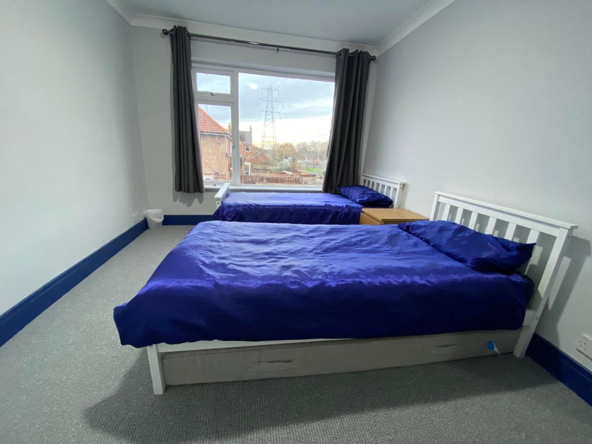 Harewood Lodge - Single And Double Rooms Self Serve Apartment King's Lynn Eksteriør bilde